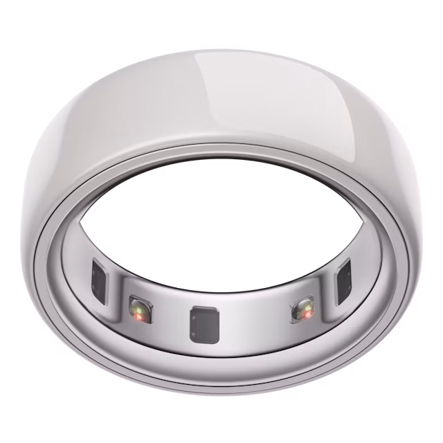 Oura Ring 4 Ceramic in Cloud finish, product image